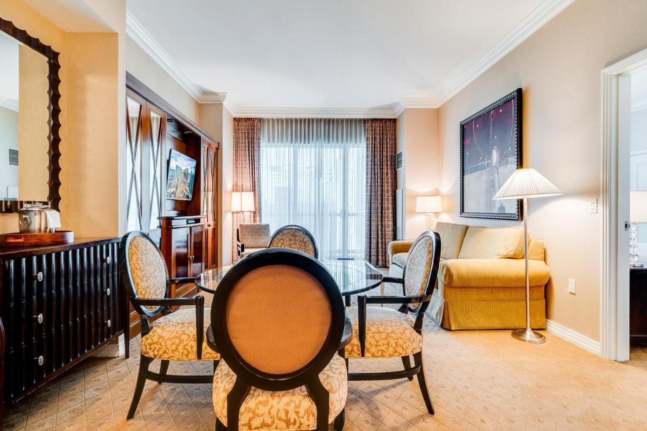 Jet Luxury At The Signature Apart-hotel